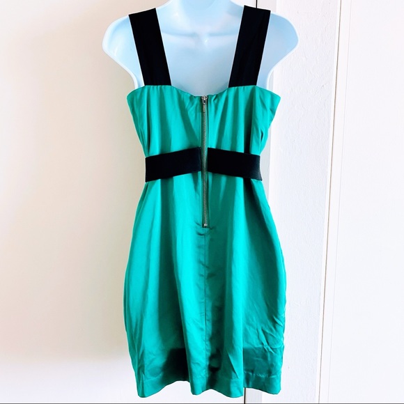 EUC BCBGeneration emerald green and black dress - Picture 2 of 7